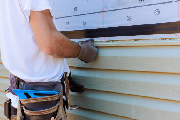Trusted Emergency Siding Repair service in Cambridge, IL - Creative Siding